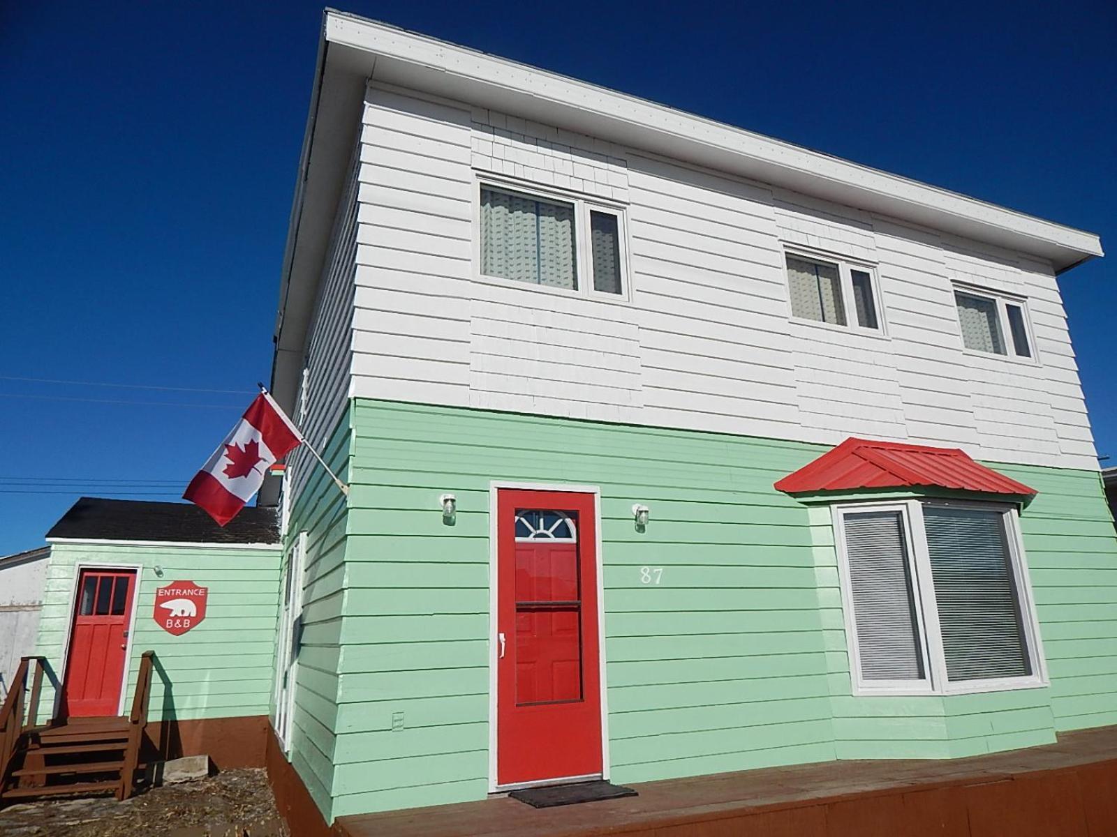 Polar Bear Bed And Breakfast Чърчил Екстериор снимка